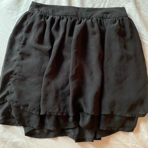 H&M black skirt